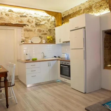 Polyxenis Cozy Maisonette - Water Tank Σπίτι διακοπών *